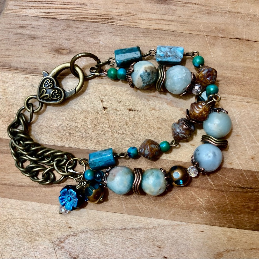 Semiprecious gemstone bracelet
